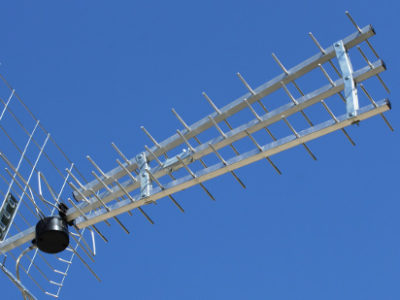A Pros and Cons Guide to Outdoor Aerials