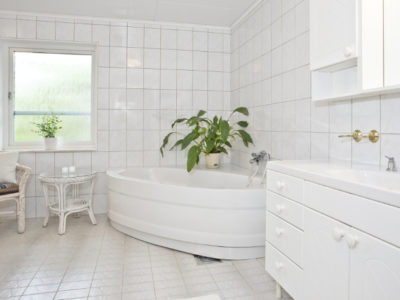 Bathroom Tiling: How to Choose the Best Type for Your Home