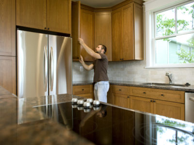 4 Reasons to get a Carpenter to Make your Cabinets