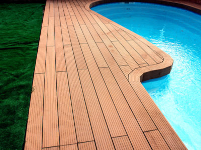 4 Reasons to Install Composite Decking in Your Garden