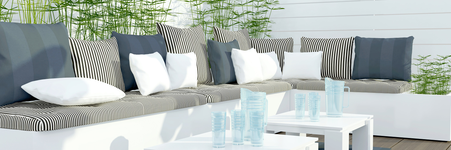 5 Tips to Help You Create Your Dream Outdoor Social Area this Spring