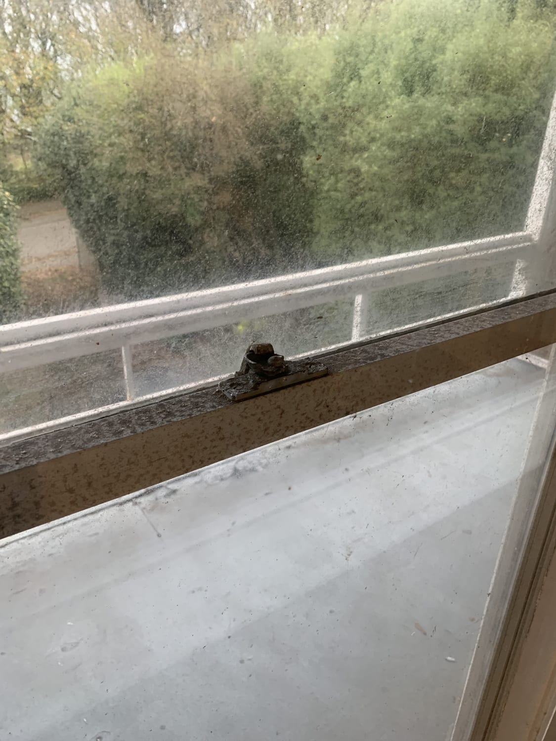 Freeing and repairing aluminium windows in Falmouth TR11