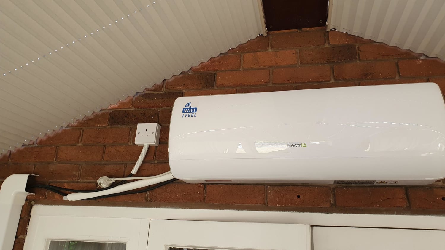 Commissioning of Electriq iQool 12 Plus air conditioning unit in Northwich CW8