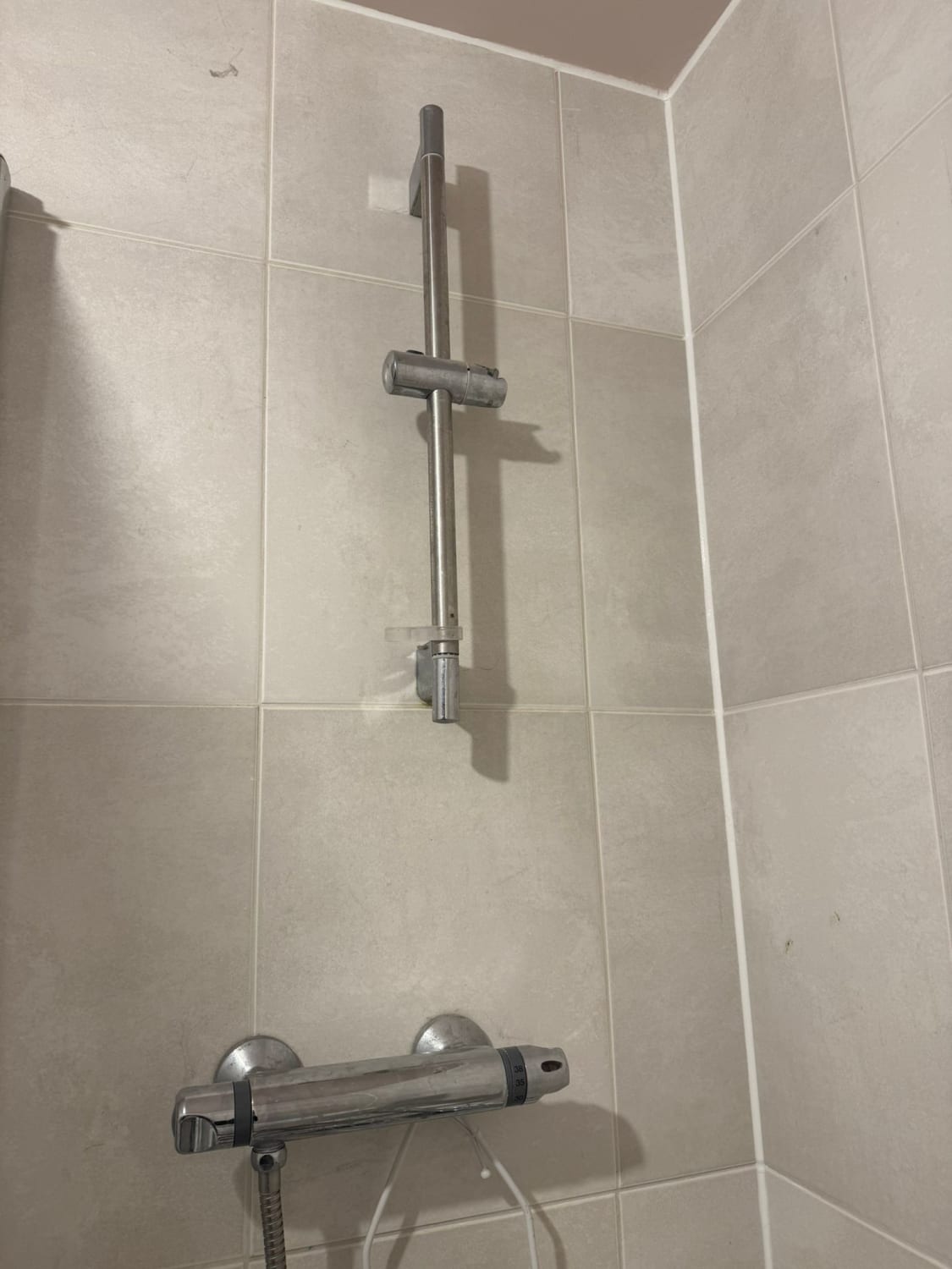 Replace shower handles and kitchen mixer tap in Hayes, Middlesex