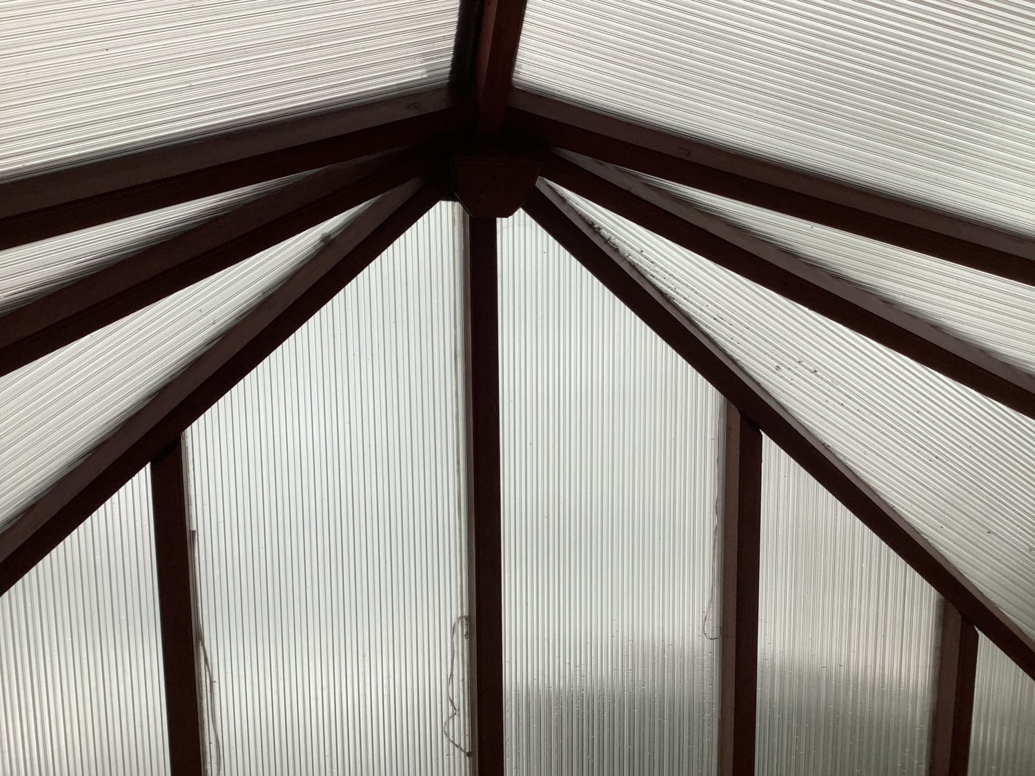 Replace polycarbonate roof on conservatory in Chester le Street